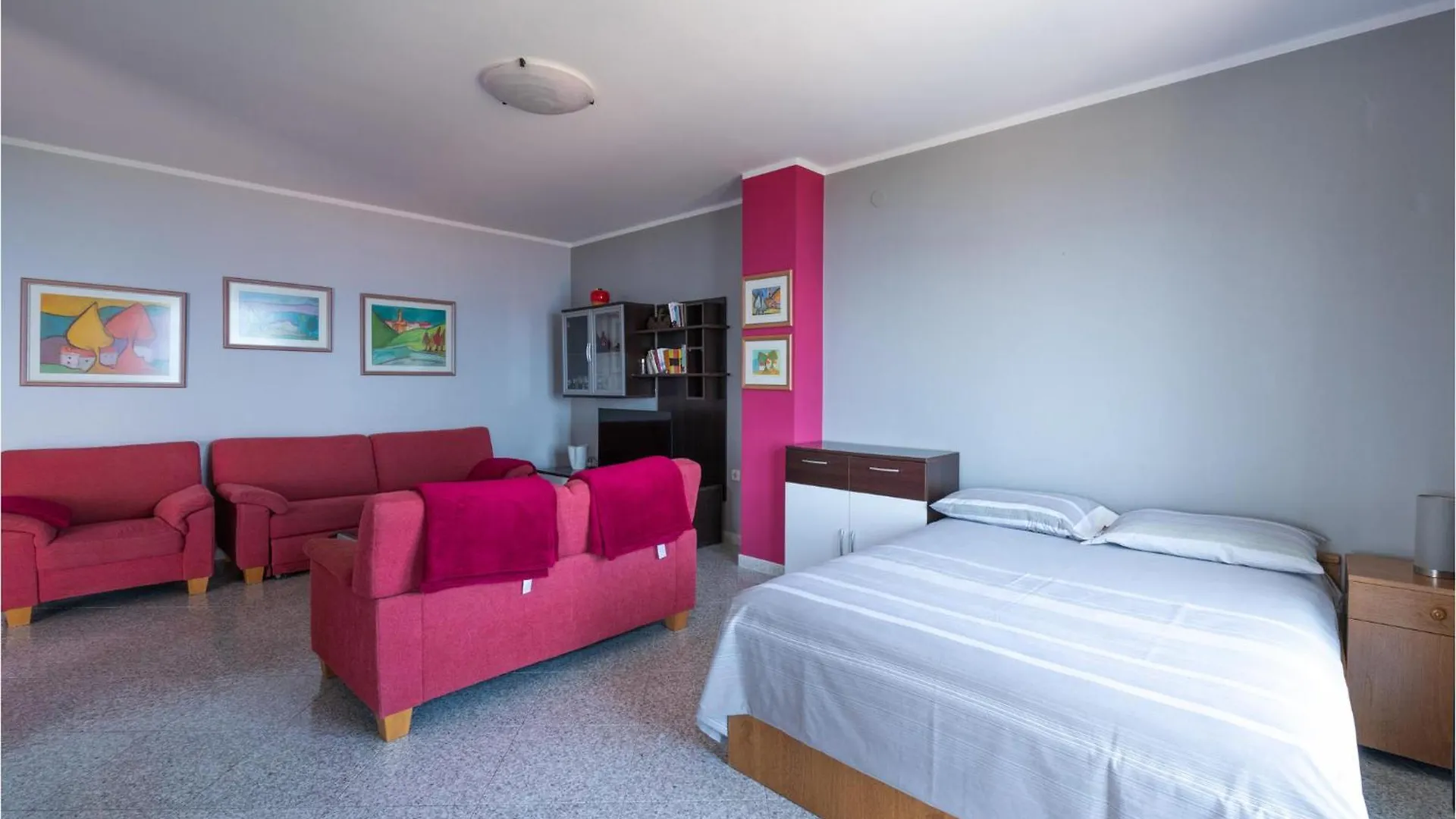 Amazing Apartment In Ravni With House Sea View